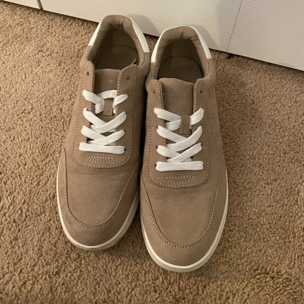 Fashion sneakers only worn 1x